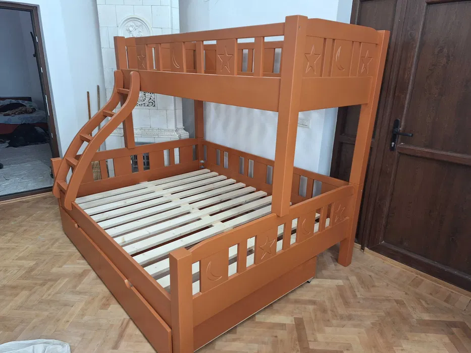 Pat etajat cu 3 locuri, fabriacat manual in romania, diverse dimensiuni si modele