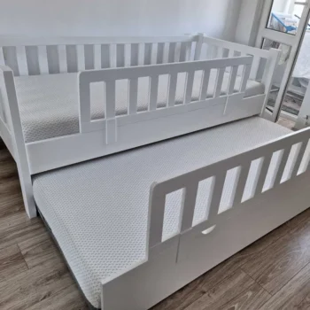 Pat din lemn masiv de o persoana cu sertare depozitare