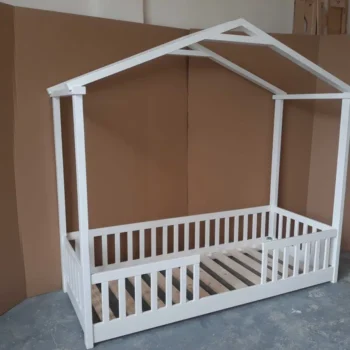 Pat Montessori din lemn masiv 90x200 cm personalizat