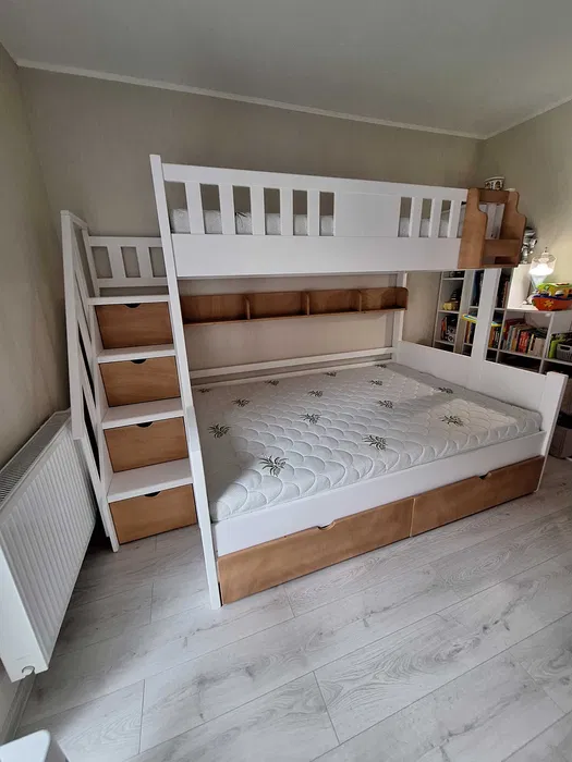 Pat etajat din lemn masiv 200x140 cm si 200x90 cm. Comanda acum!