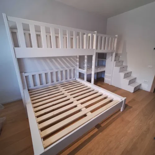Cauți ansamblu de paturi cu birou din lemn masiv? Alege acum Mobila GDI, producător de mobilier din lemn masiv. Comandă acum!